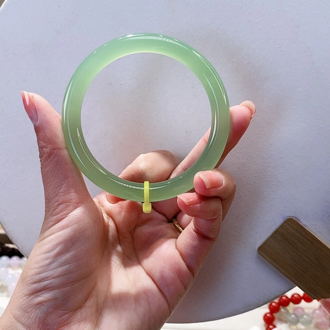 手镯玛瑙/玉髓未镶嵌58.3