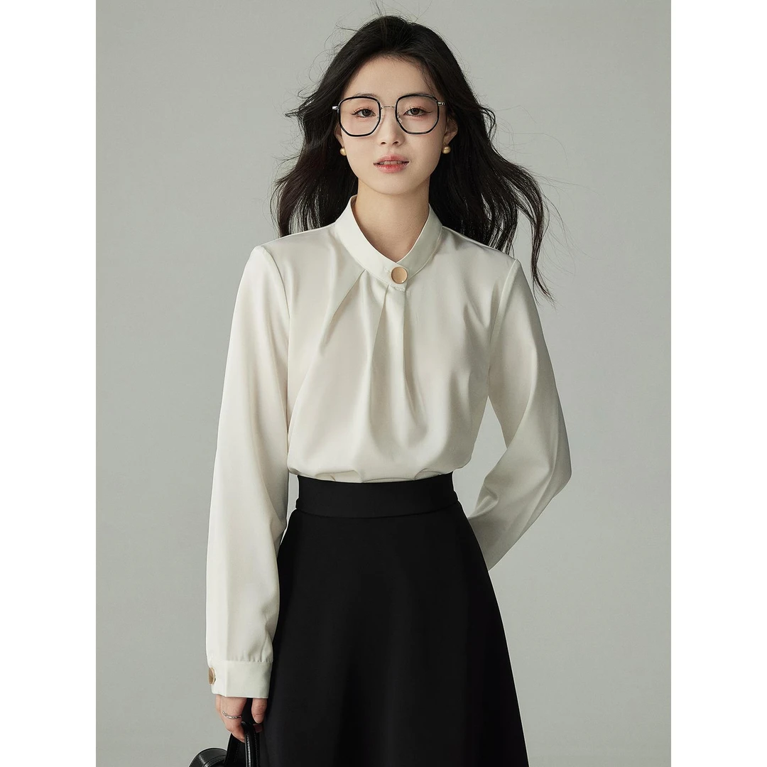 轻奢白衬衫女设计感复古港味高端缎面小众轻熟宫廷风金属扣衬衣