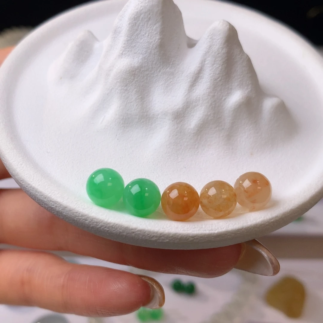 定制翡翠未镶嵌多样性发其一  毛货抛光定制