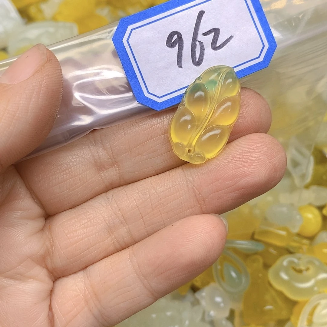 蛇纹石玉吊坠(不含链)未镶嵌我****开962