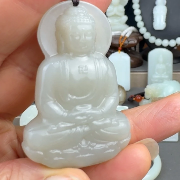 和田玉未镶嵌颈饰