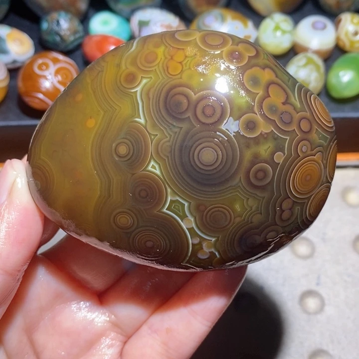 未镶嵌玛瑙/玉髓珠宝半成品11