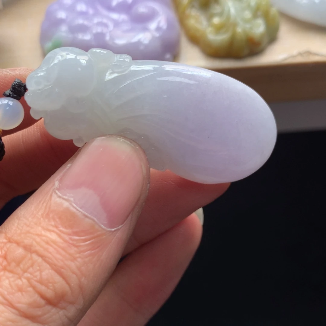 颈饰未镶嵌翡翠吊坠