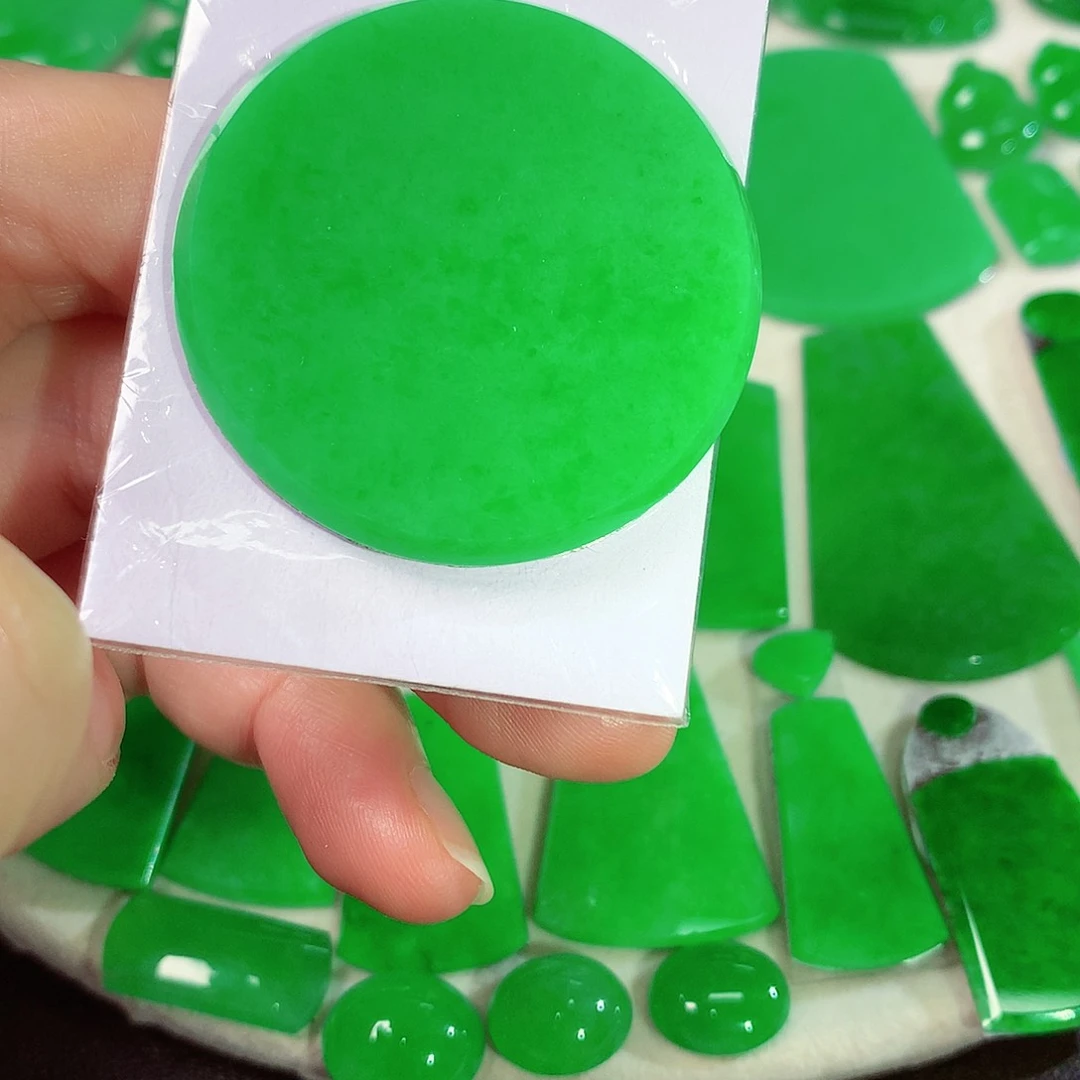 吊坠(赠链)未镶嵌翡翠天然翡翠