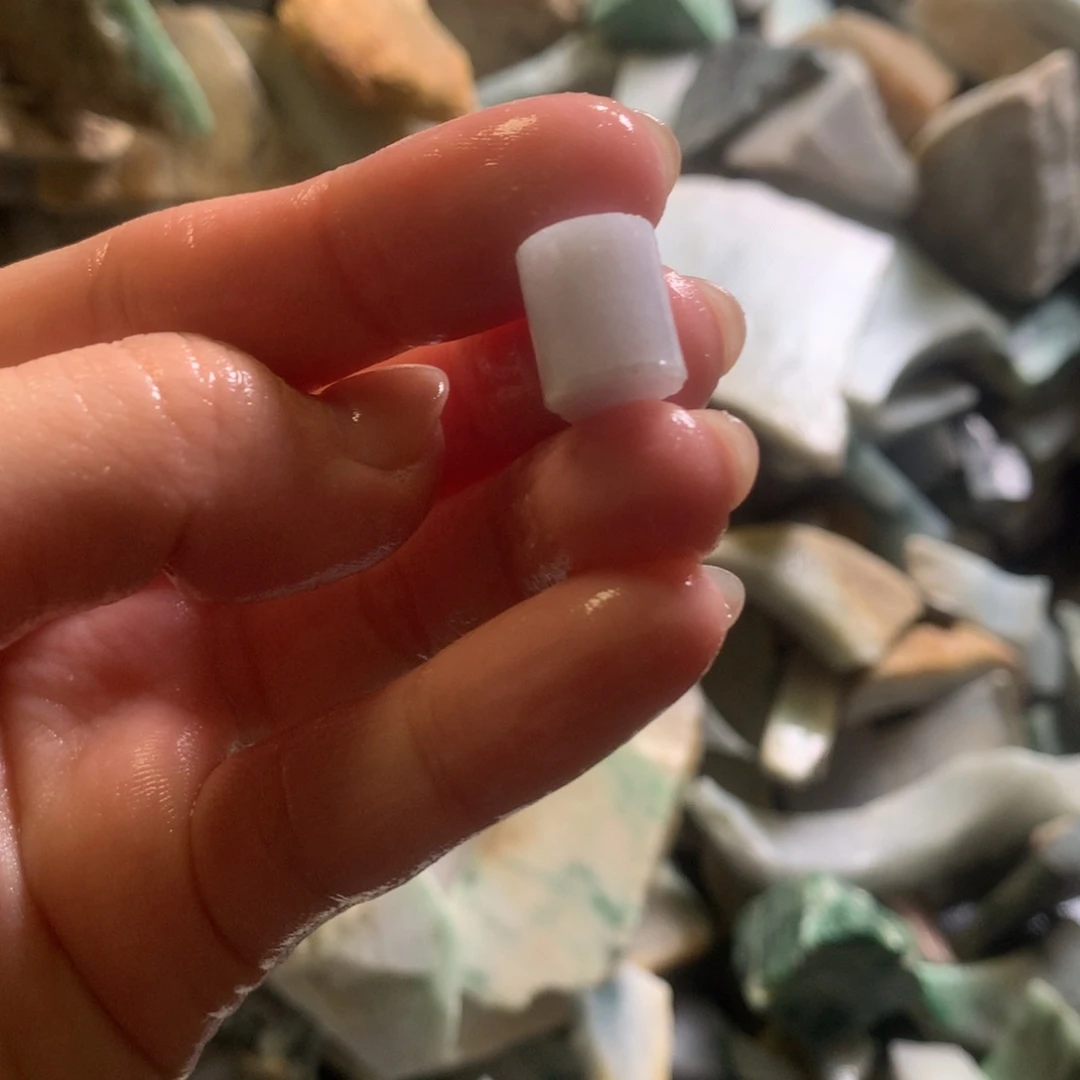 翡翠颈饰未镶嵌缅甸翡翠