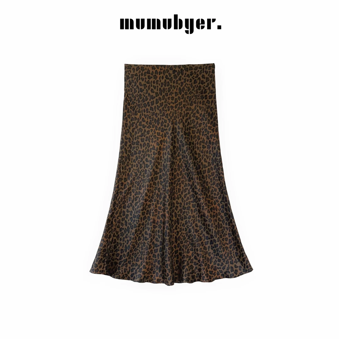 MUMUBYER •“复古回潮”轻盈垂顺真丝斜裁复古豹纹鱼尾裙