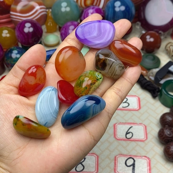 玛瑙/玉髓未镶嵌颈饰