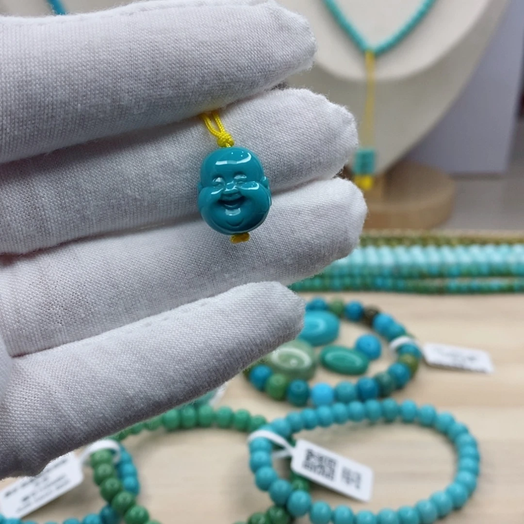 绿松石未镶嵌珠宝奇石