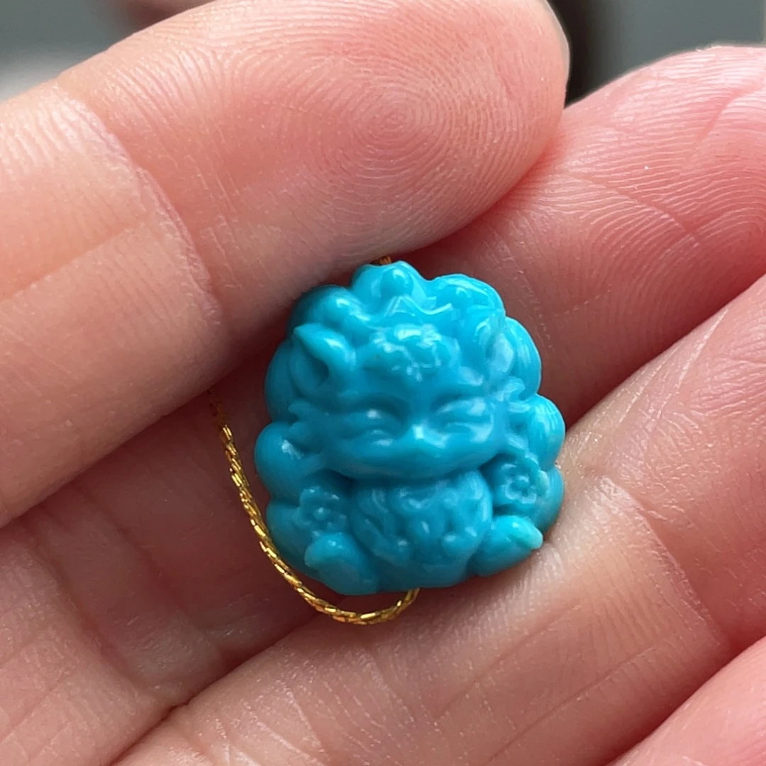 绿松石未镶嵌颈饰