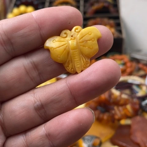 手串琥珀未镶嵌吊坠