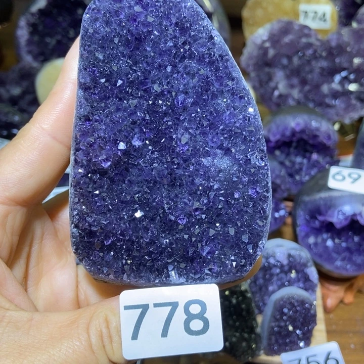 未镶嵌紫晶大型摆件（非配饰）