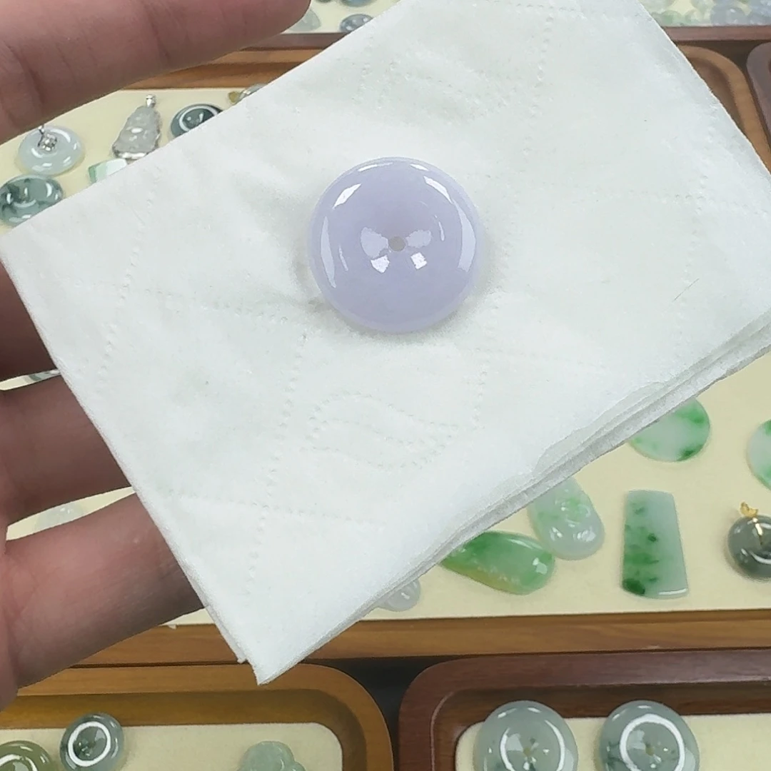 翡翠未镶嵌颈饰扣子