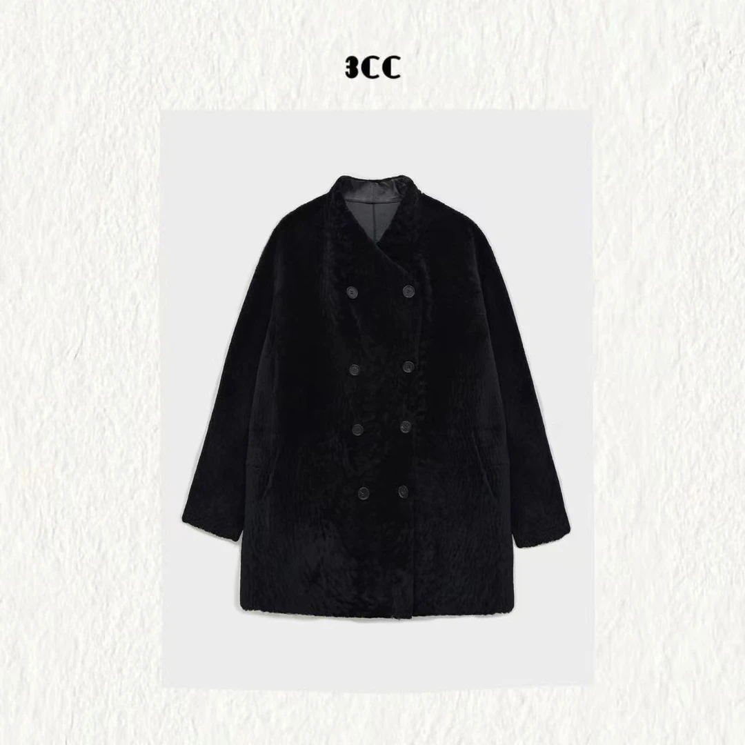 3CC【黑曜石】南非进口水波纹臻享细腻澳洲羊毛皮毛一体外套81104