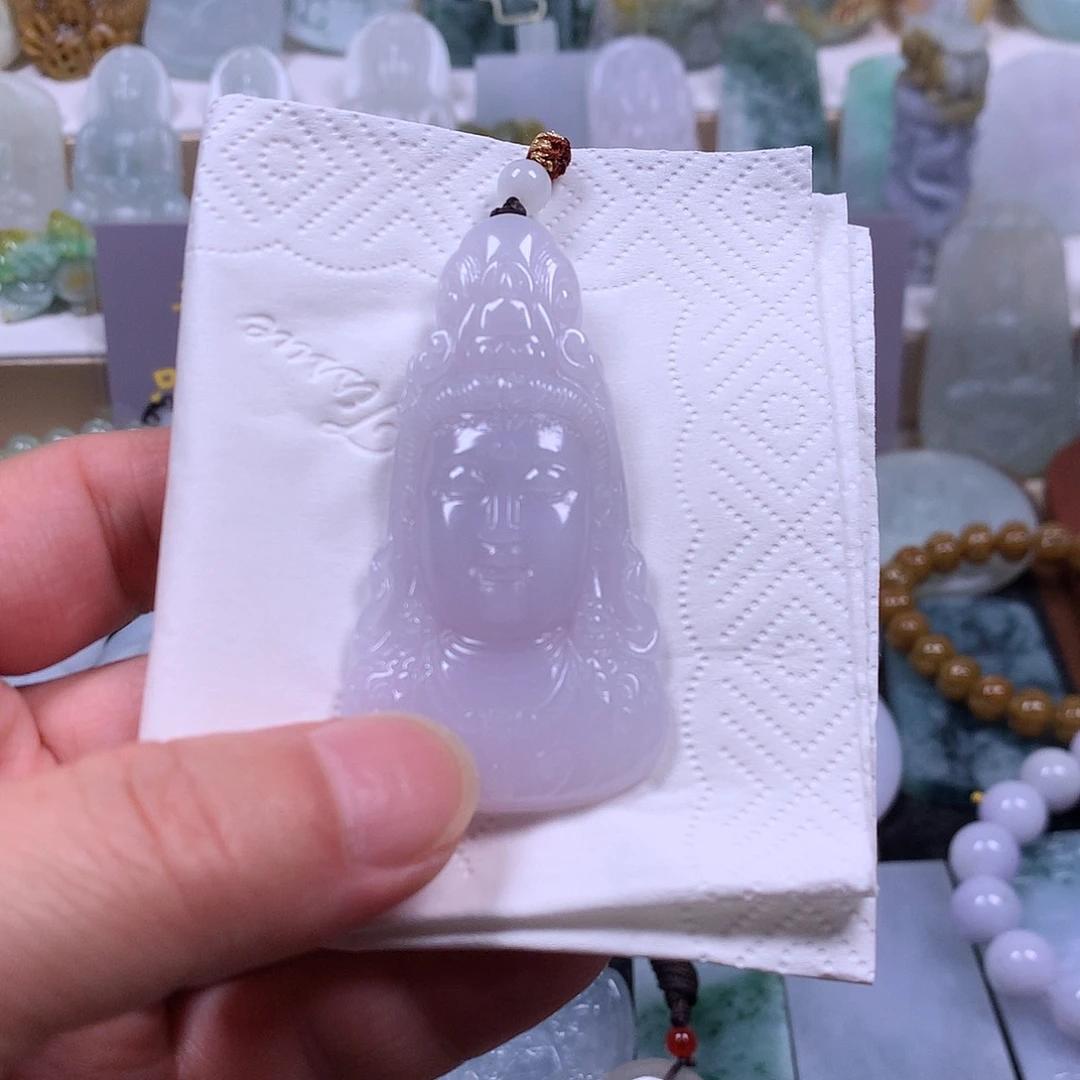 翡翠未镶嵌颈饰观音首吊坠