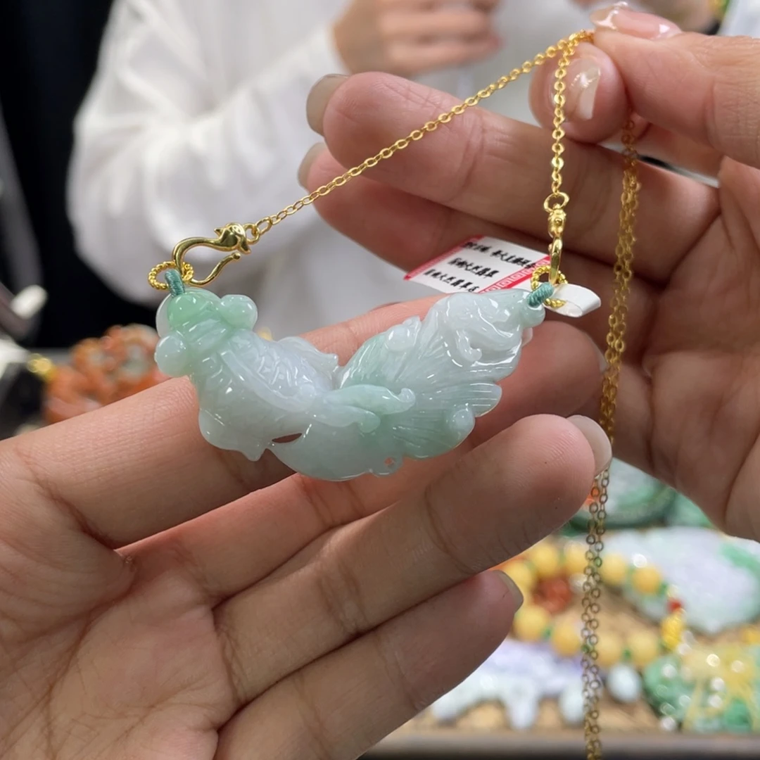 翡翠颈饰未镶嵌代编织