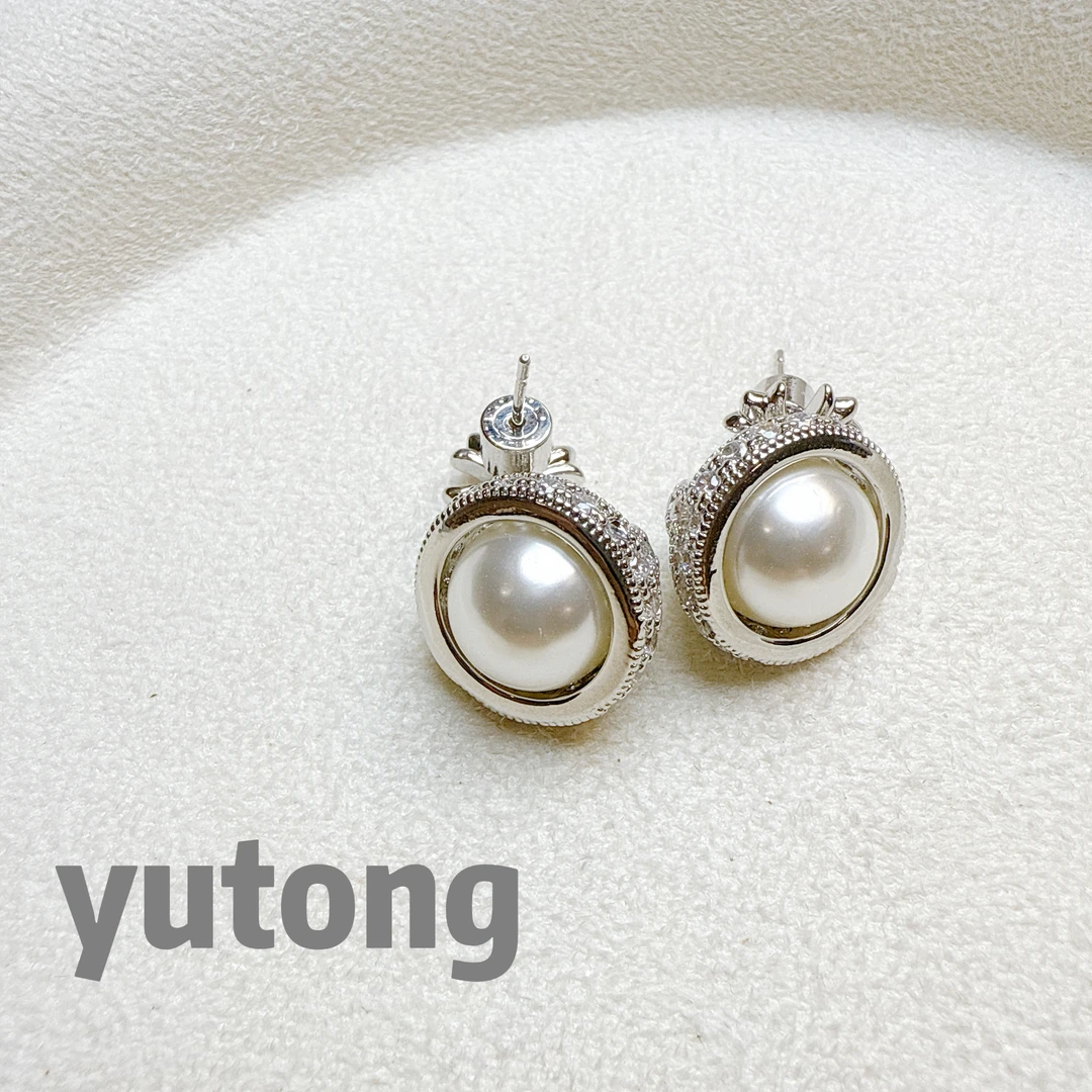 铜合金仿珍珠耳饰 【雨桐轻奢饰品】设计款耳环YT03528