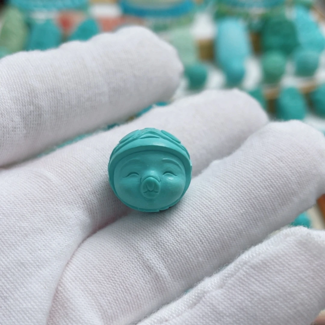 绿松石未镶嵌珠宝奇石