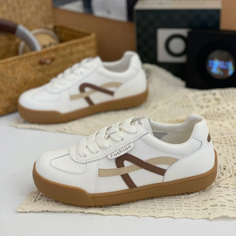 2025新款秋季韩版百搭小白鞋女鞋网红超火时尚系带休闲板鞋德训鞋