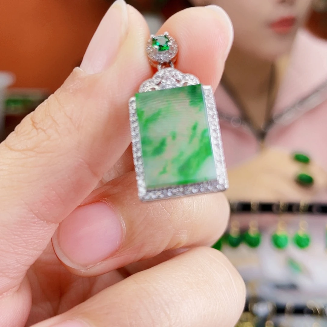 翡翠银S925镶嵌耳饰