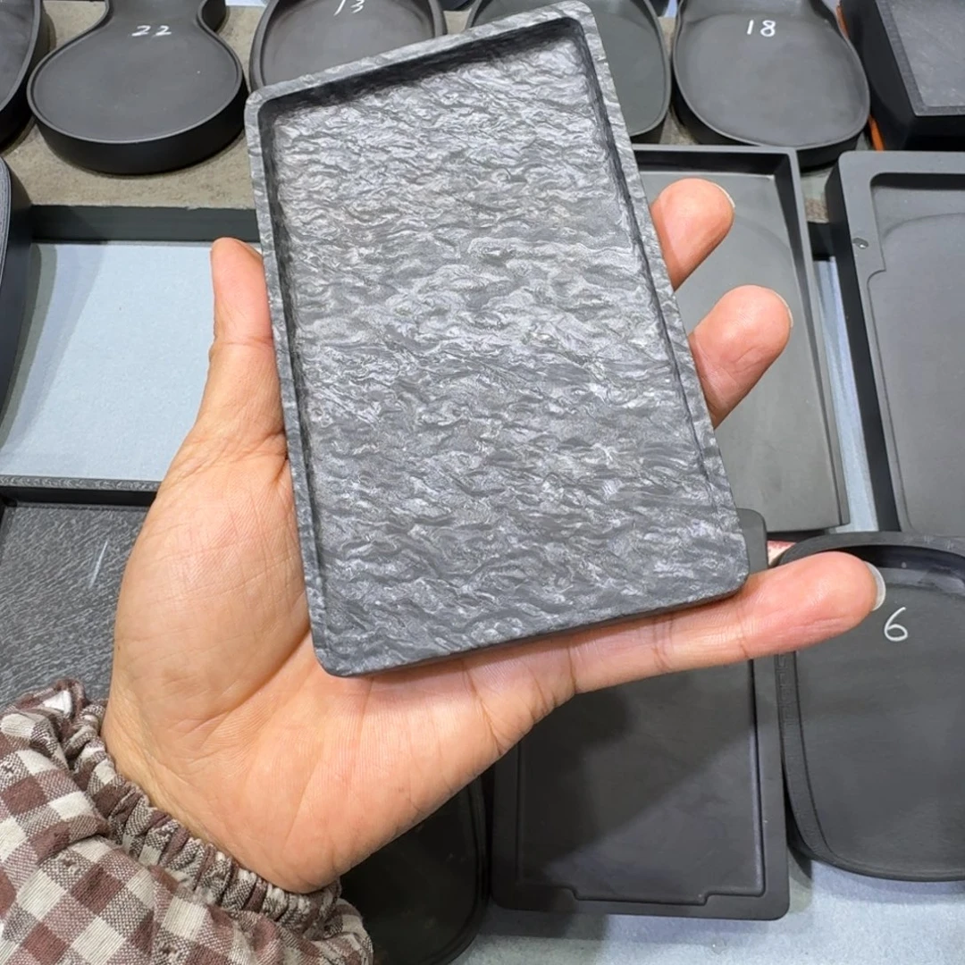 南***青歙砚老坑龙尾砚龙鳞淌池