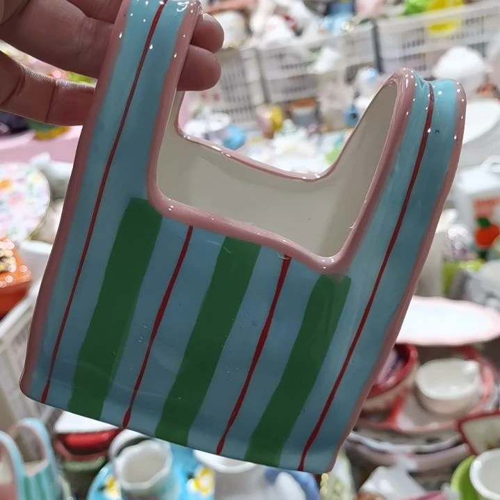 清***浅瓷片陶瓷产品设计质量