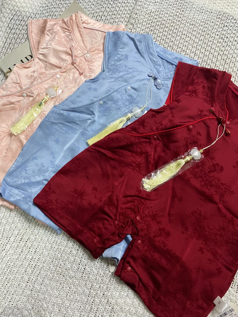 百天服周岁服满月服夏季婴儿连体薄款无袖立领洋气哈衣外出衣服