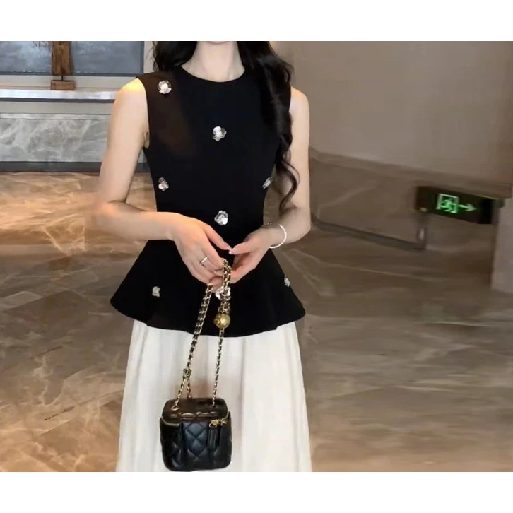 2025时尚女夜影花语春夏季新款无袖黑色背心修身气质收腰半裙套装