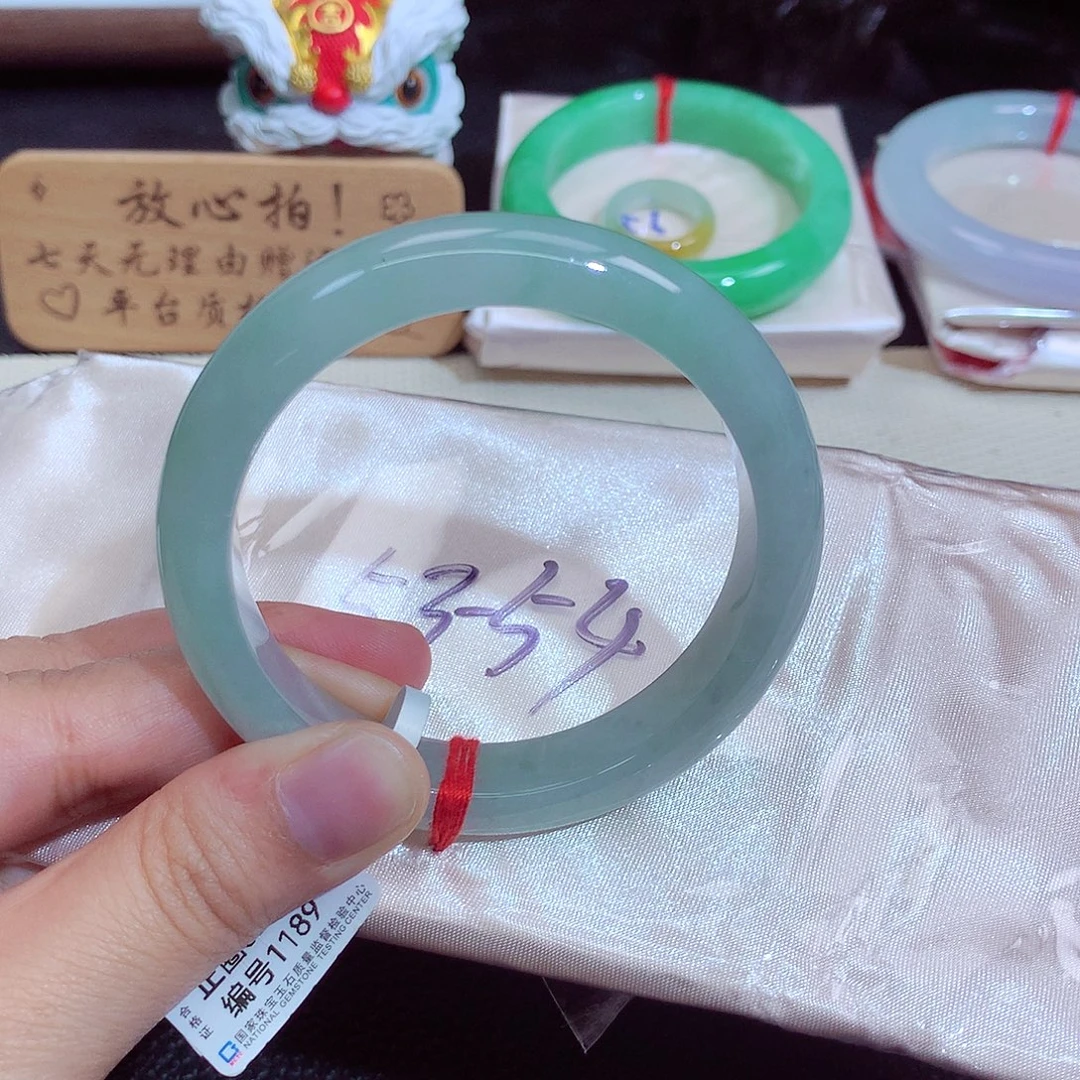 翡翠未镶嵌手镯1189