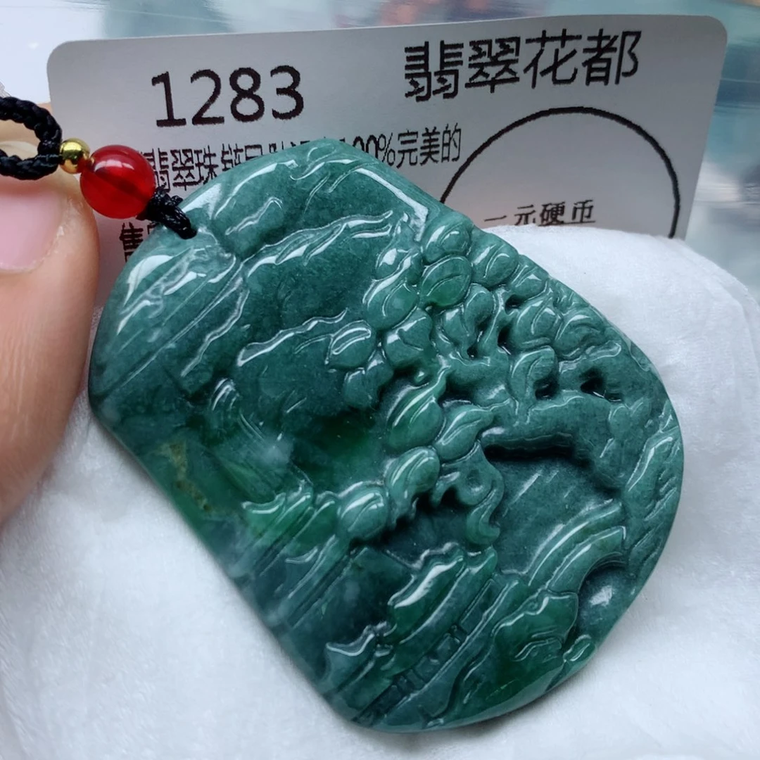 翡翠颈饰未镶嵌牌子