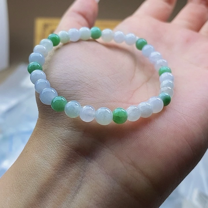 未镶嵌手串翡翠天然