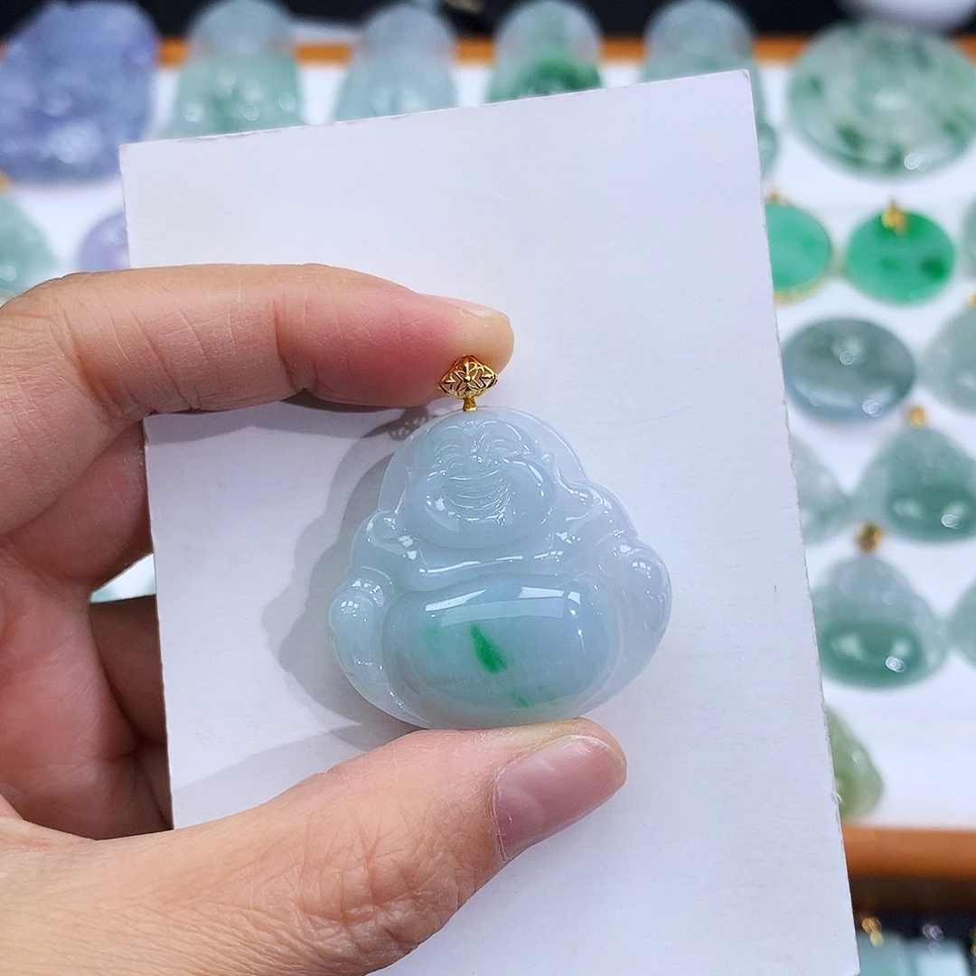 翡翠18K金镶嵌颈饰翡翠吊坠