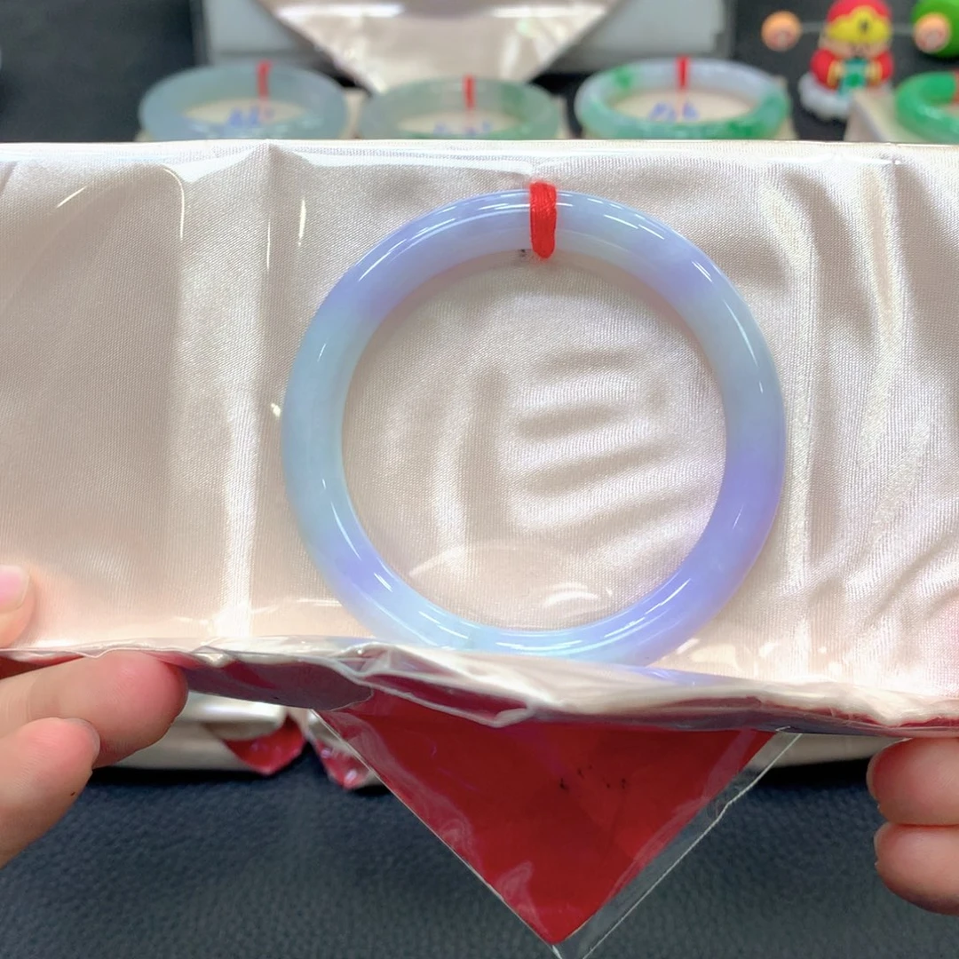 翡翠未镶嵌手镯53圆