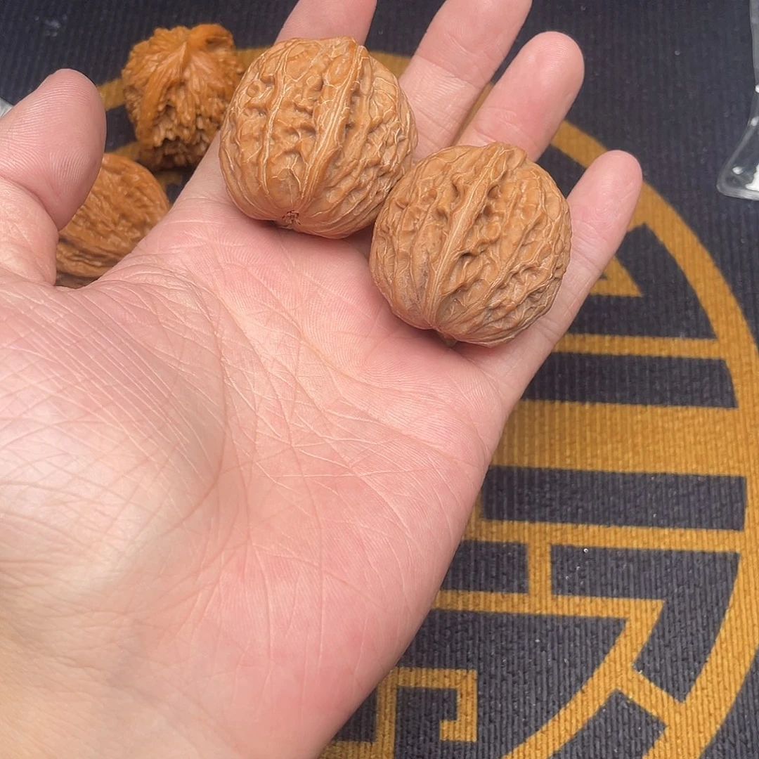 稽***哥文玩核桃吊坠铁锤