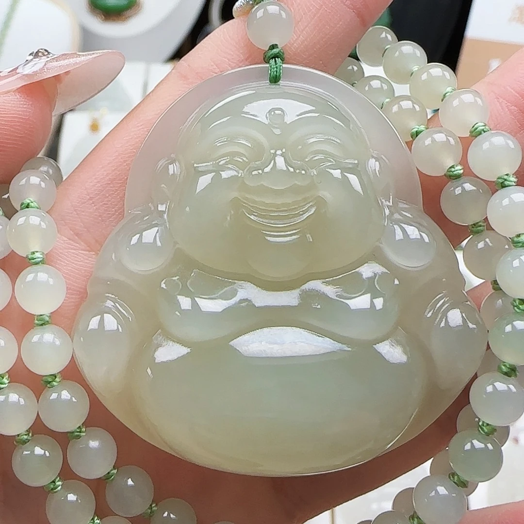 吊坠(赠链)未镶嵌和田玉50