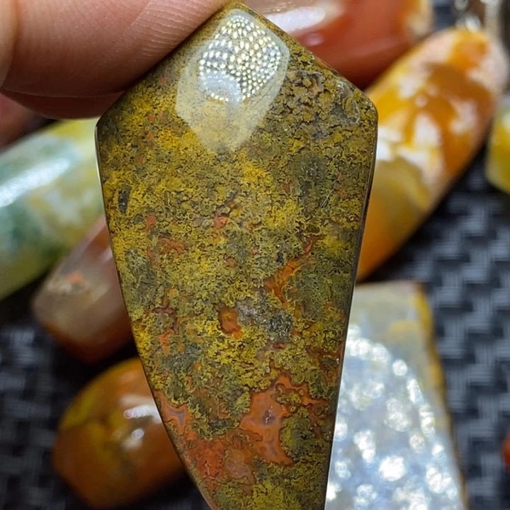 玛瑙/玉髓颈饰未镶嵌一**好
