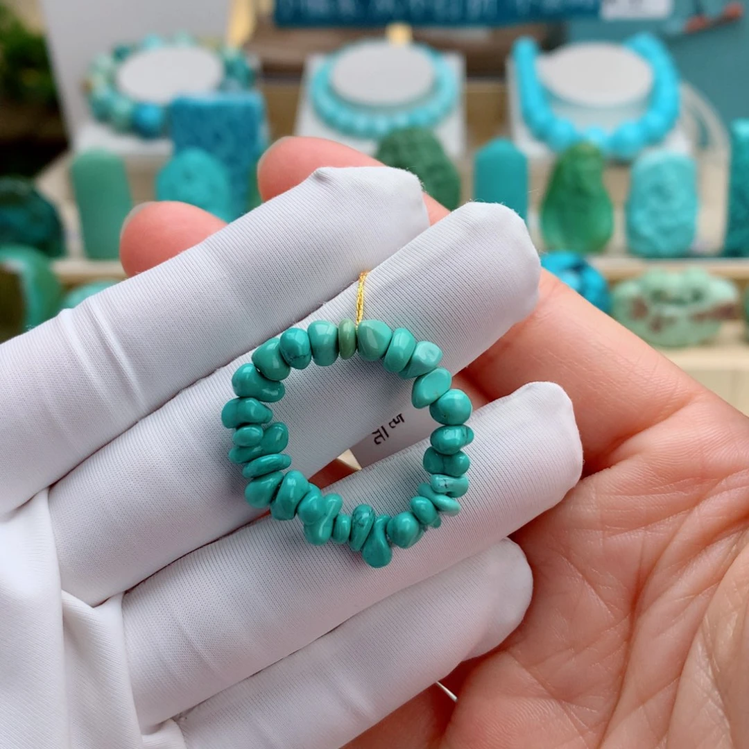 绿松石未镶嵌挂件