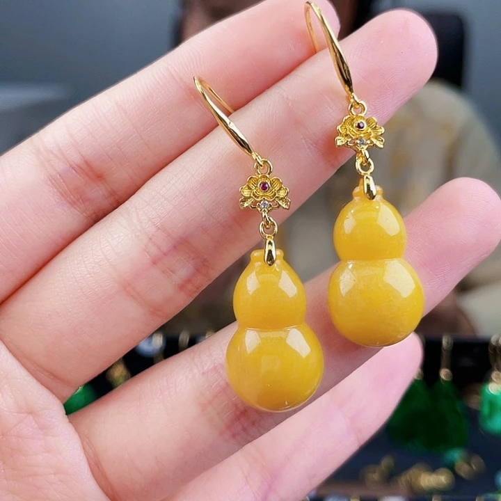 翡翠耳饰未镶嵌饰品