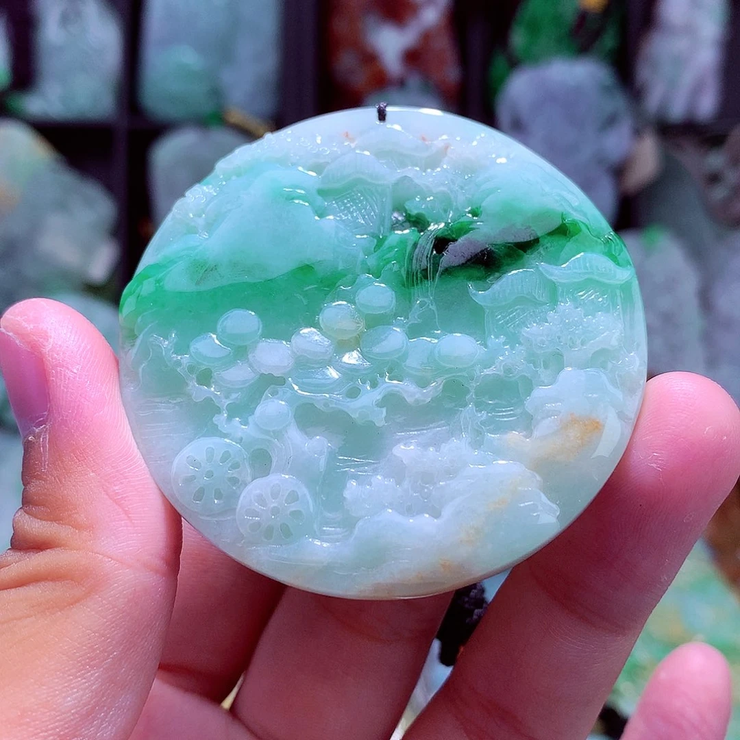 颈饰未镶嵌翡翠天然