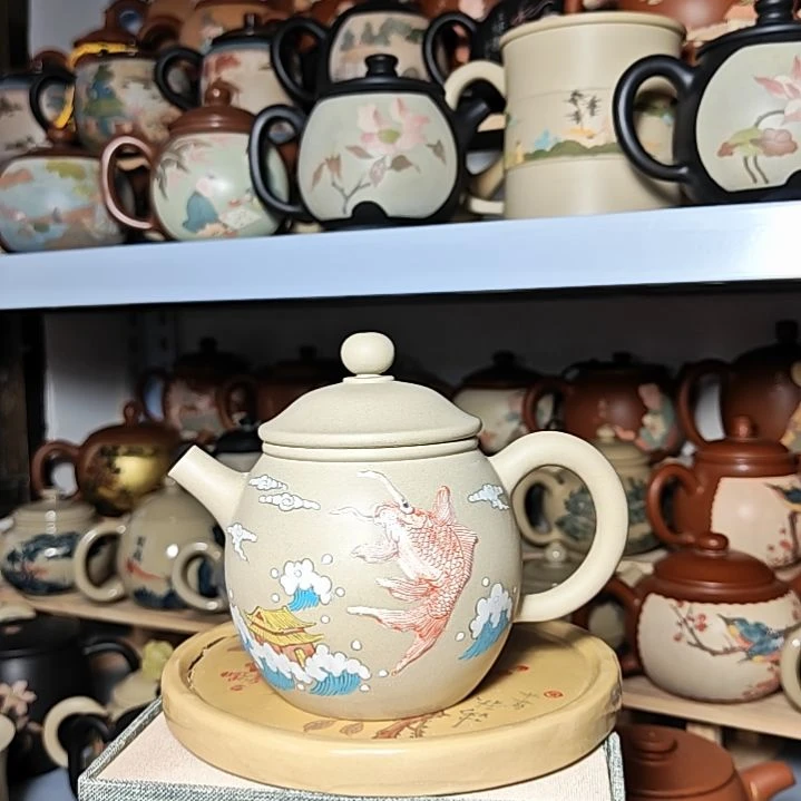 建水紫陶堆雕刻绘茶壶复烧
