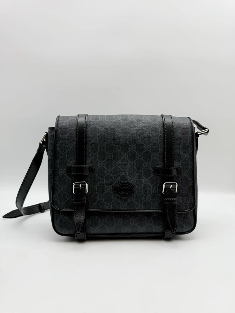 95新 GUCCI/古驰 黑色GG 男士单肩斜挎包邮差包