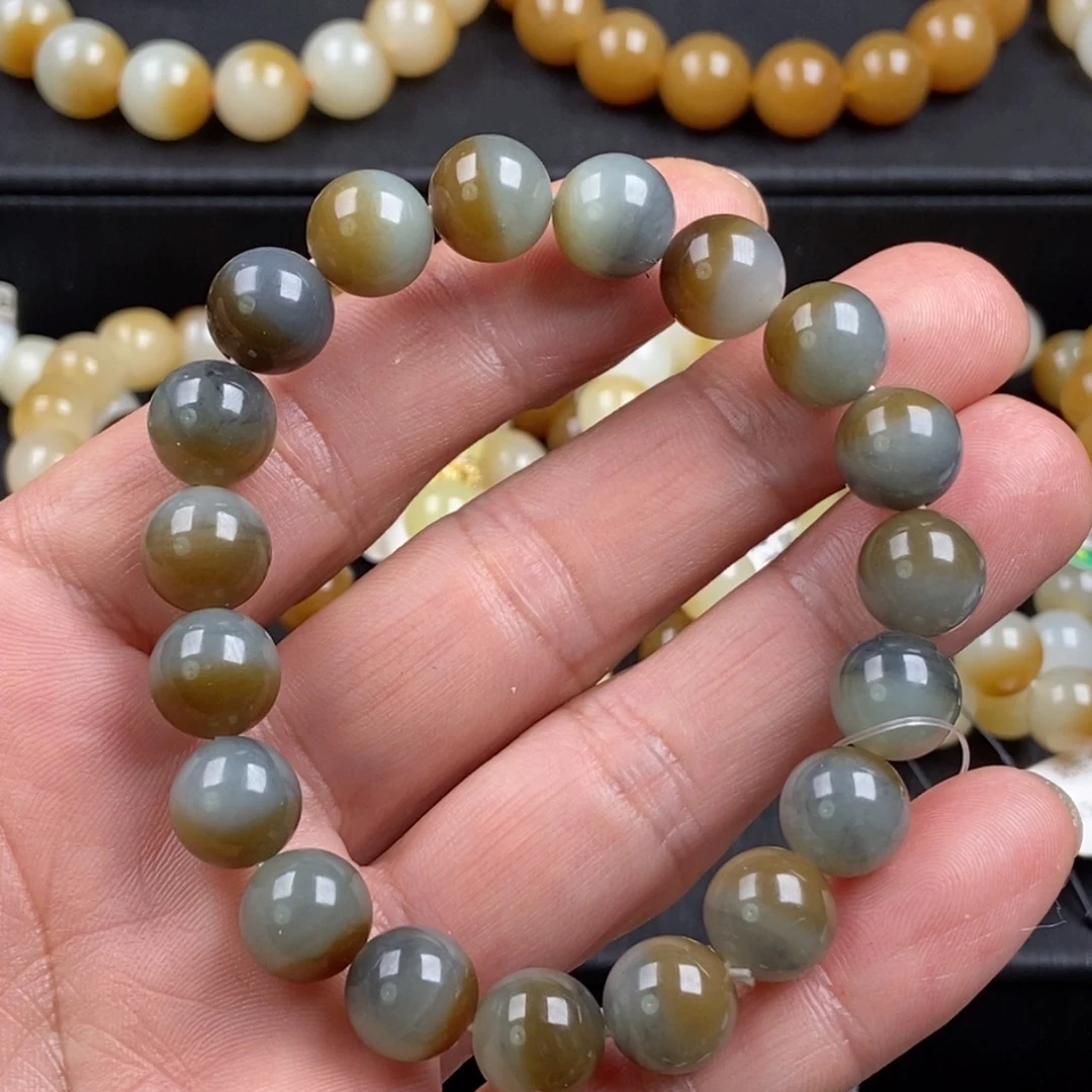 和田玉未镶嵌吊坠(赠链)