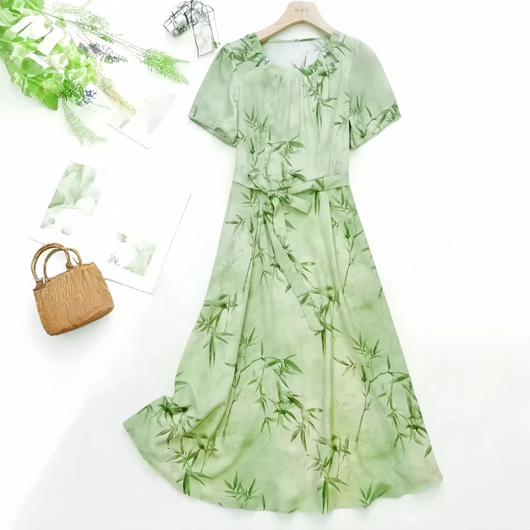 {竹叶青}2025夏季新款连衣裙女气质短袖系带温柔风收腰新款碎花裙