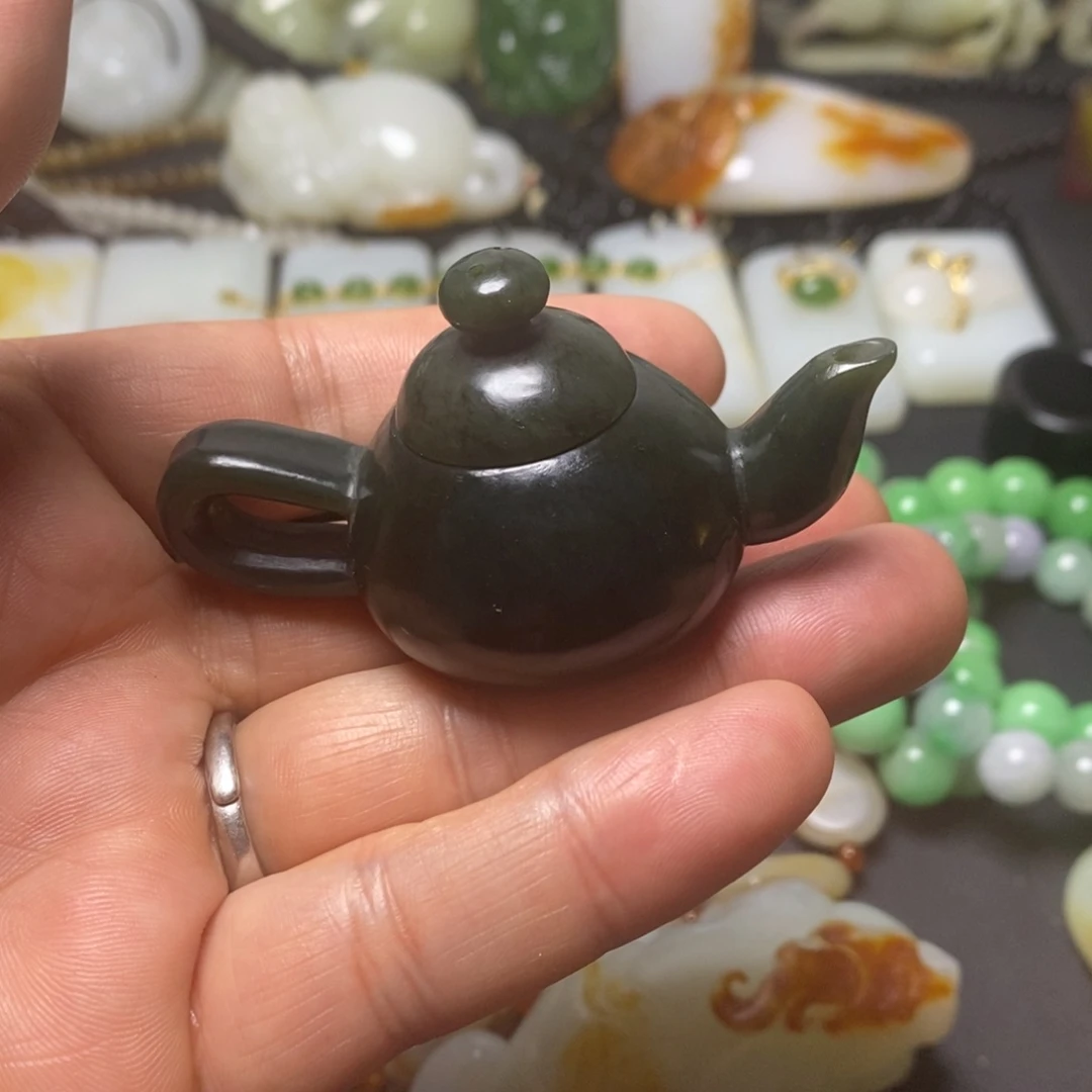 和田玉吊坠(不含链)未镶嵌