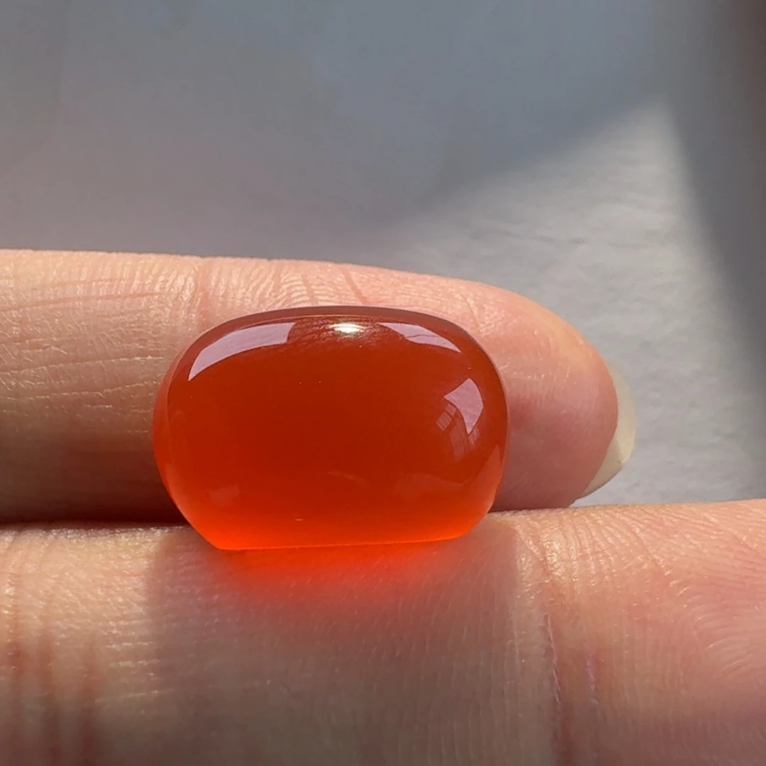 达***人南红玛瑙冰红面包戒面16.6*11.1未镶嵌