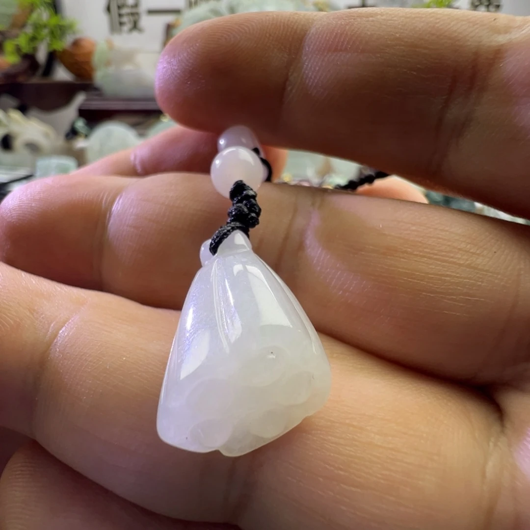 翡翠未镶嵌颈饰天然缅甸A货翡翠莲蓬