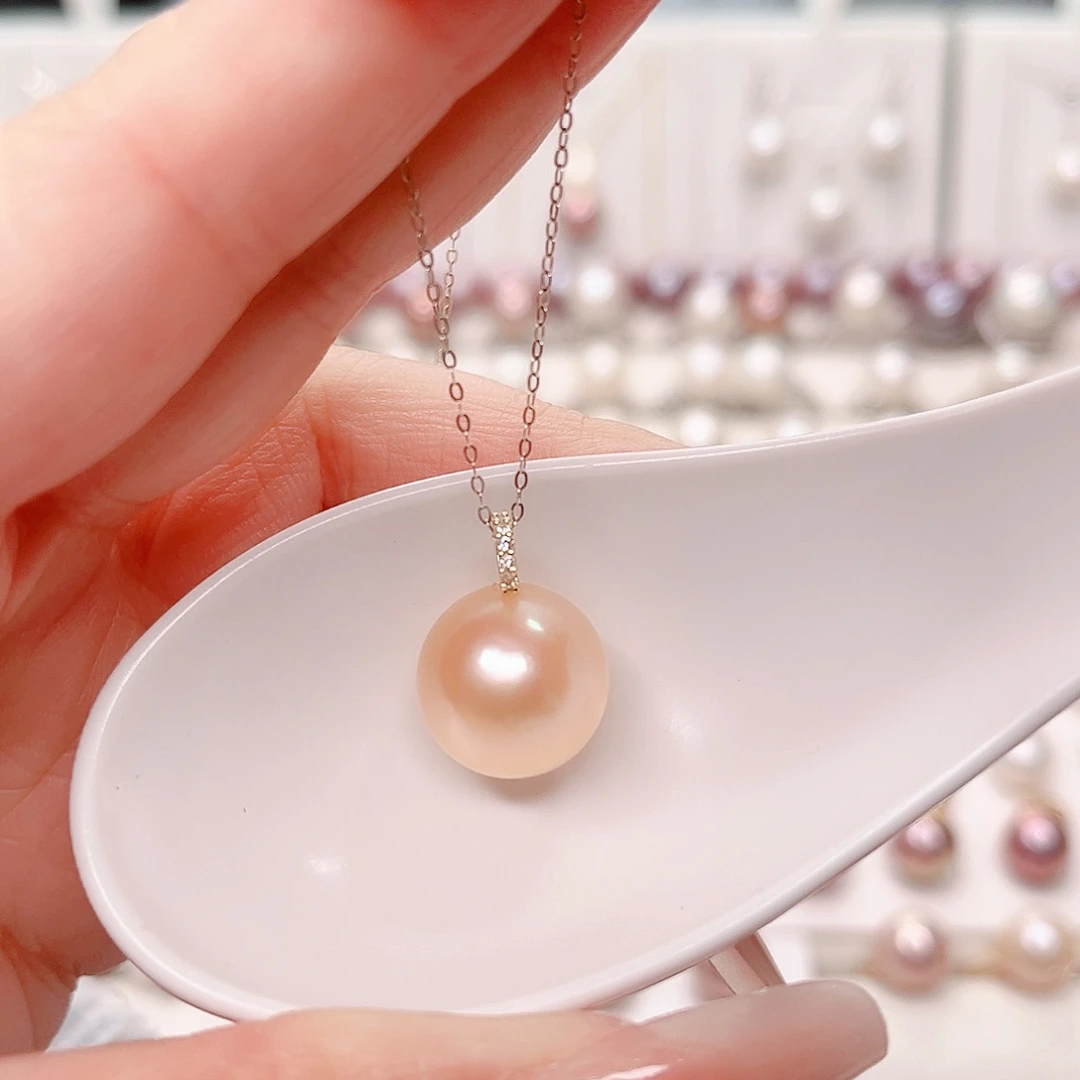 淡水珍珠吊坠(赠链)合金