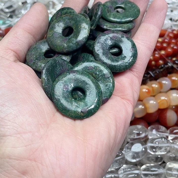 玛瑙/玉髓珠宝半成品未镶嵌5个3.0红绿宝吊坠