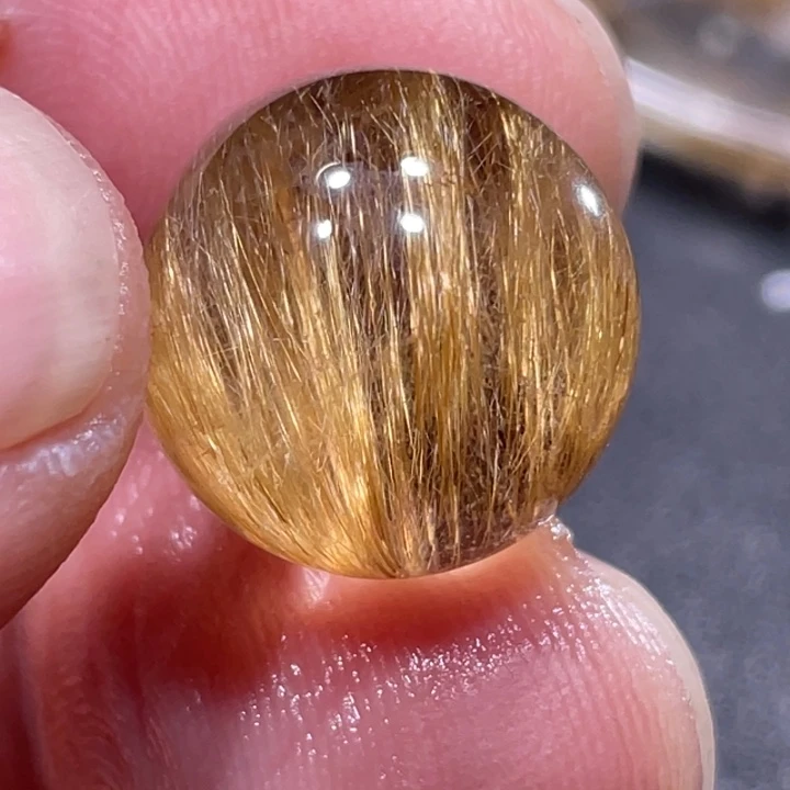 一***行未镶嵌颈饰发晶钛晶