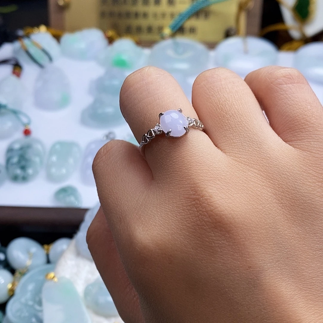 翡翠未镶嵌颈饰9583