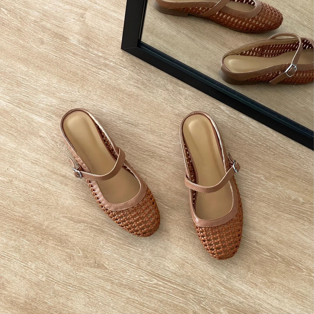 HUSSLOVE 牛皮+编织·跟高1.5CM·复古百搭编织镂空包头半拖凉鞋